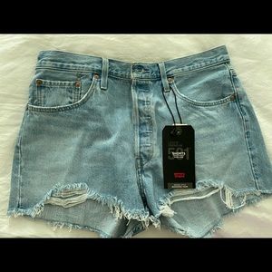 Women’s Levis shorts